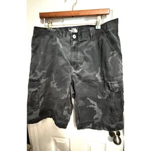 North Face grey camo cargo shorts 38 regular